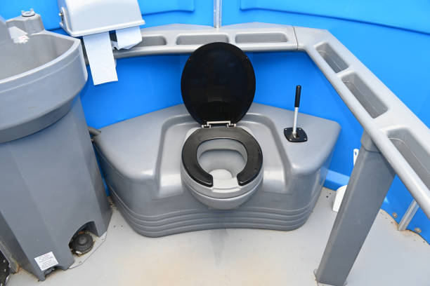 Best Porta potty delivery and setup  in Spring Hill, KS
