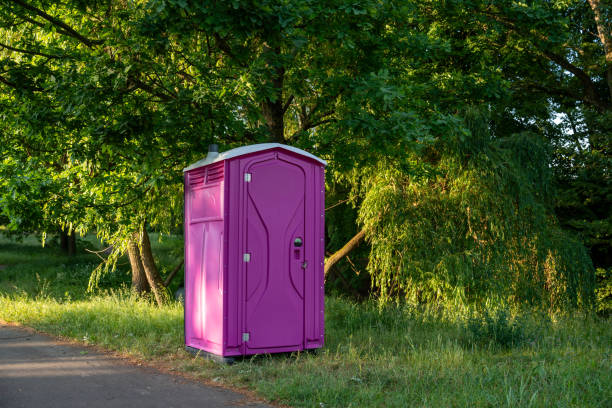 Best Portable restroom trailer rental  in Spring Hill, KS